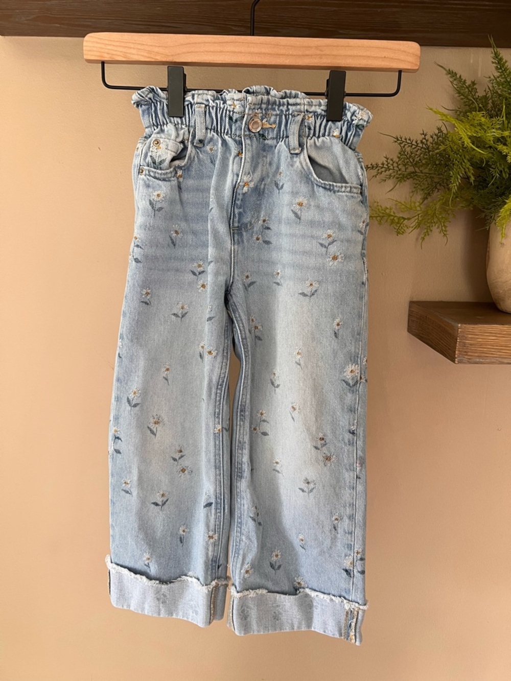 Zara paperbag cuffed floral jeans